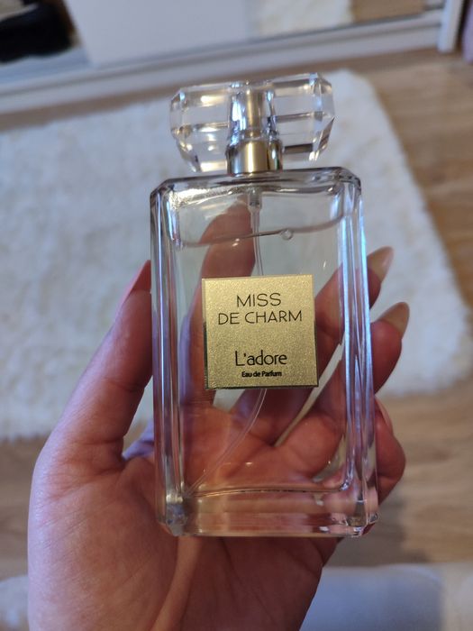 Perfumy Miss de Charm