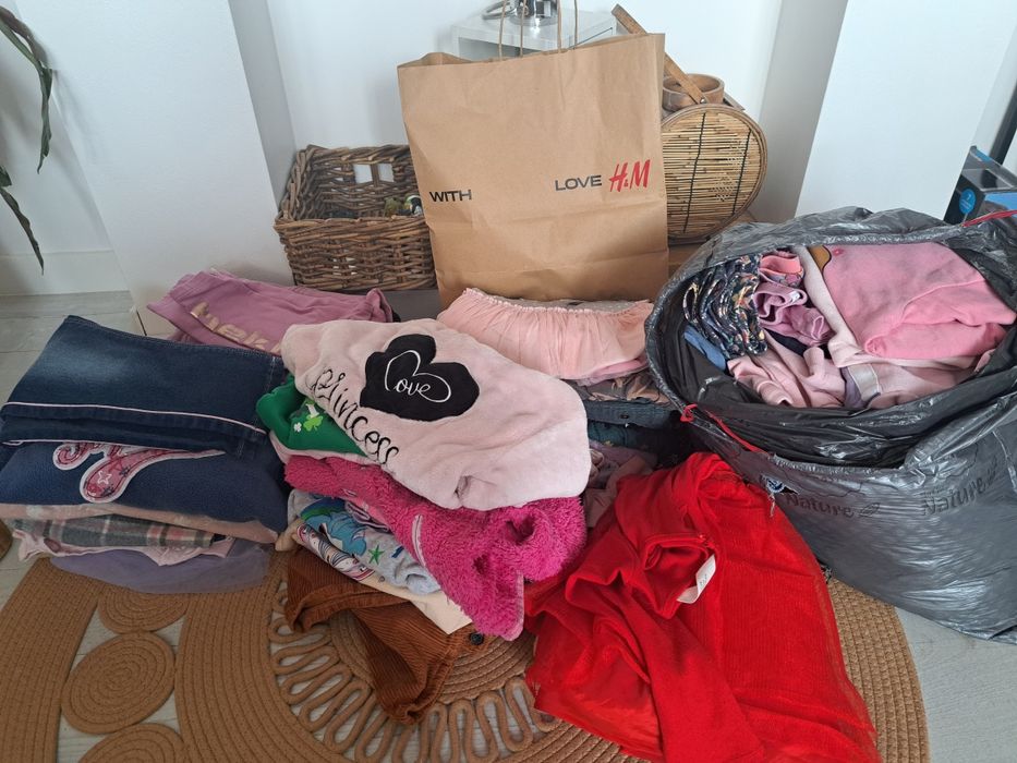 Piękne ubranka dla dziewczynki