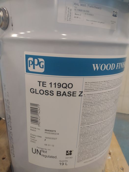 Sigma farba czarna do drewna  Ral 9005  Nowa