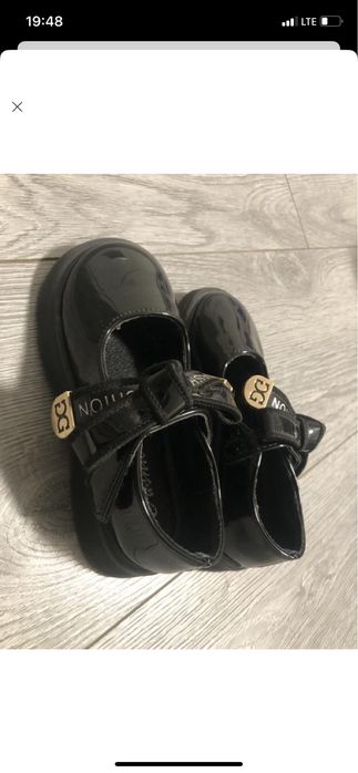 Туфлі для дівчини