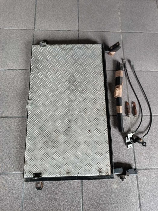 Meia porta original Land Rover Defender Completa