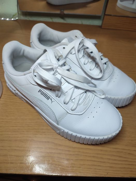 Жіночі кросівки Puma Carina 2.0