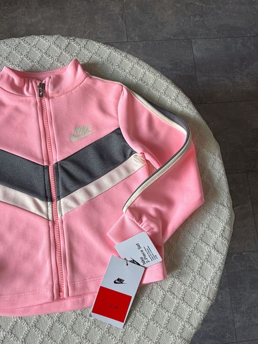 Зіпка Nike нова з бірками