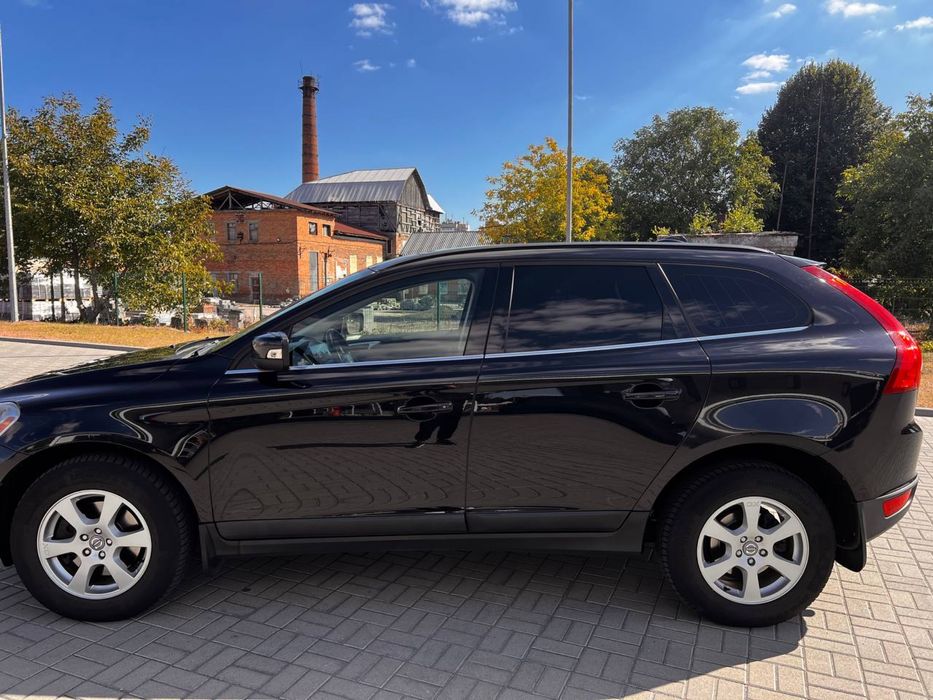 Продам Volvo CX 60