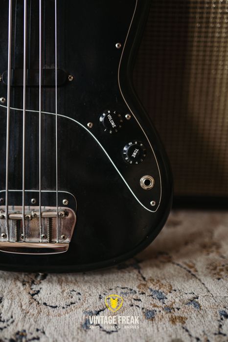 Gitara Basowa Fender Musicmaster 1978