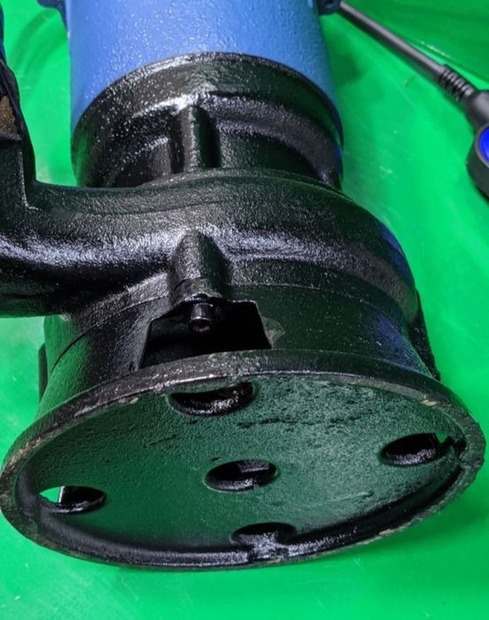 Фекальний чугунний насос НОВИЙ В УПАКОВЦІ