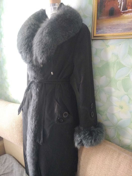 Плащ пальто демісезонне/зимове натуральне хутро