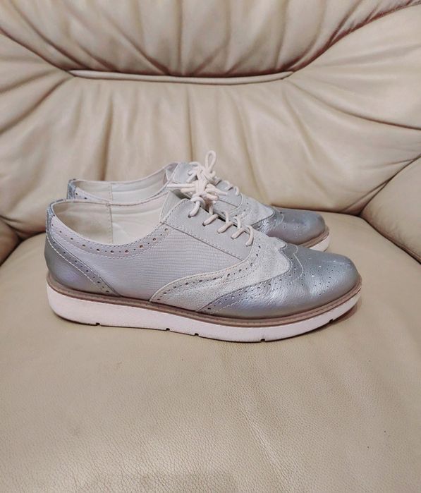 REDZ Mokasyny szaro-srebrne w roz 40.