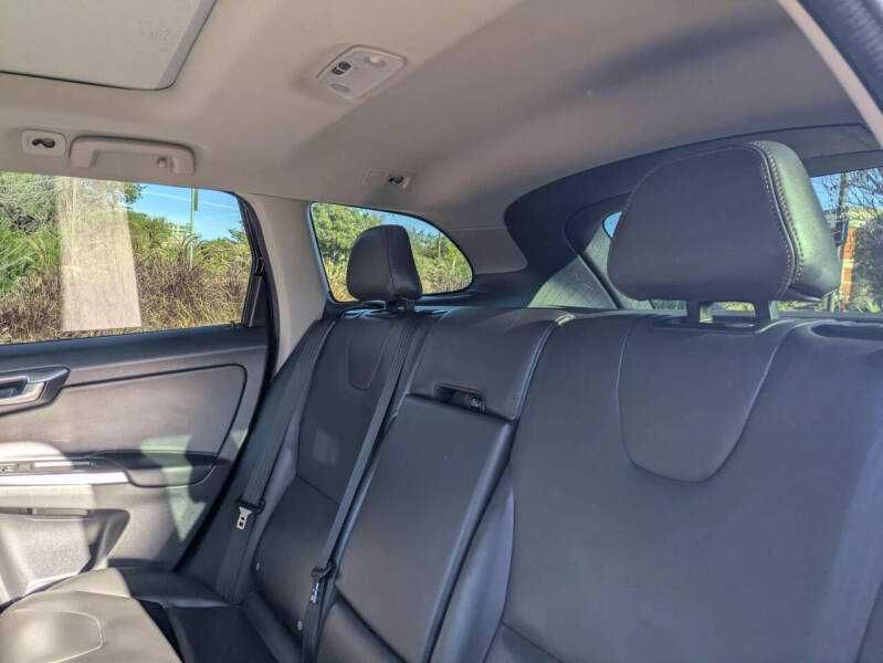 2017 Volvo XC60 2.0