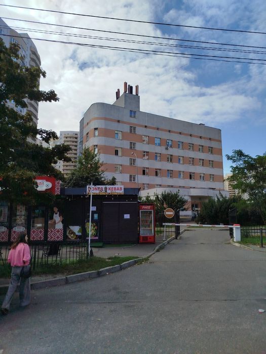 Оренда Мафу Урлівська 13 великий трафік 9м²