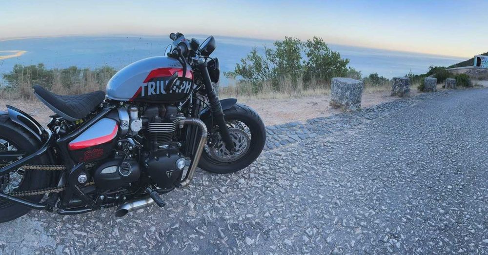 Triumph bonneville Bobber 1200