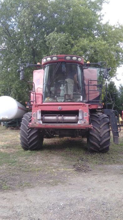 Комбайн CASE 8010