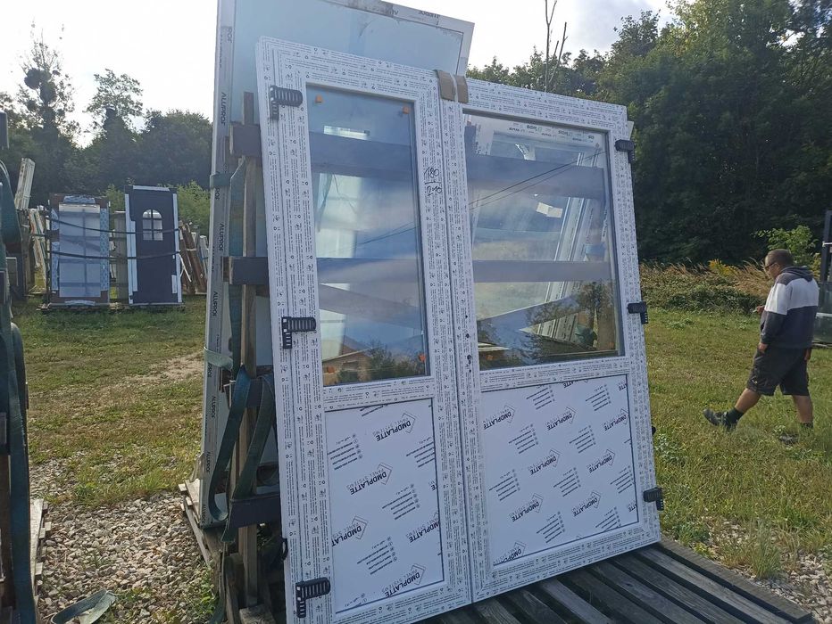 Drzwi zewnętrze pcv 180/210 białe
