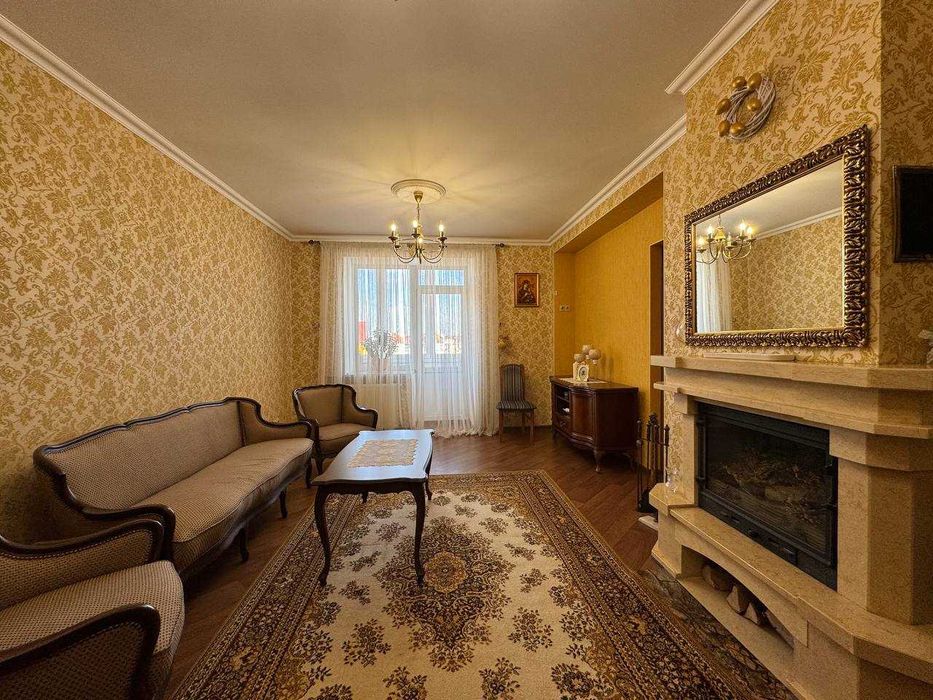 Продаж 2-рівневої квартири 137,3м2  по вул. Зелена парк Погулянка