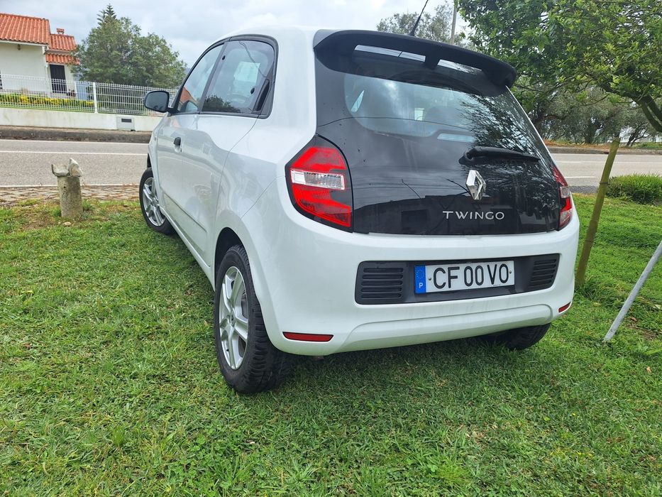 Twingo 1.0 SCe 2019 ( valor mais baixo )