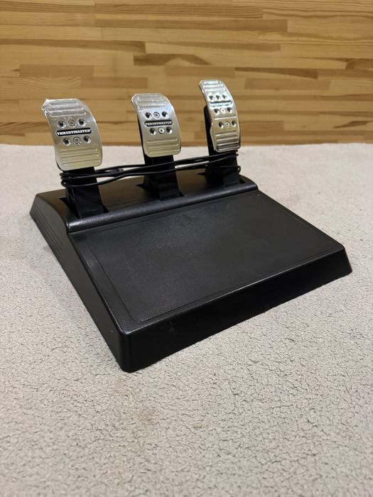 Хороший стан. Ігрове кермо Thrustmaster T300 Alcantara Edition PC/PS