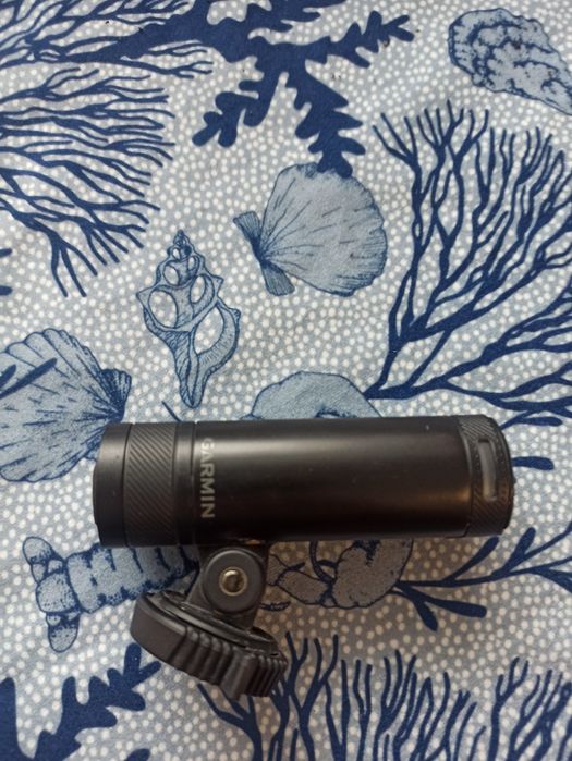 Lampka rowerowa przednia Garmin UT 800