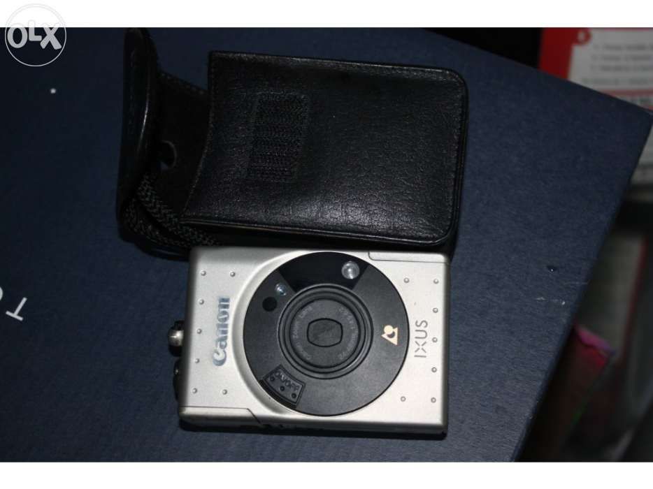 Máquina fotográfica canon ixus