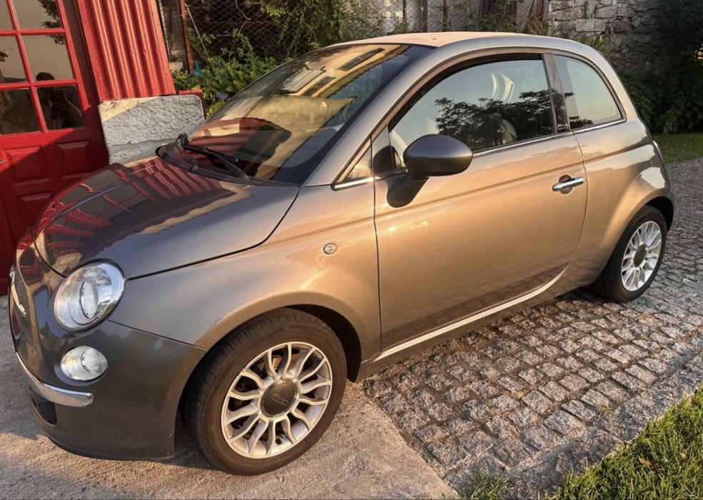 Fiat 500C cinzento