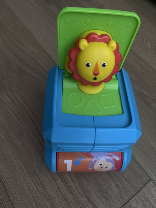Zabawki interaktywne fisherprice grajace