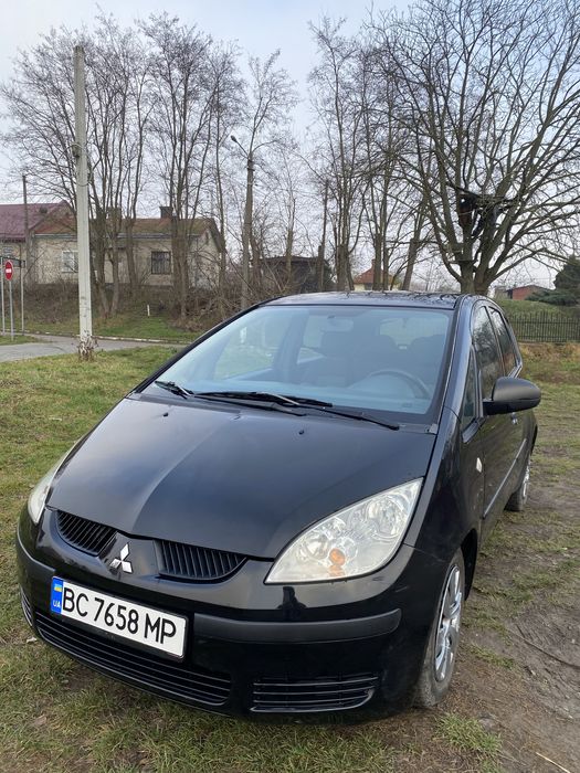 Mitsubishi Colt, 1.1 бензин, економний міський хетчбек
