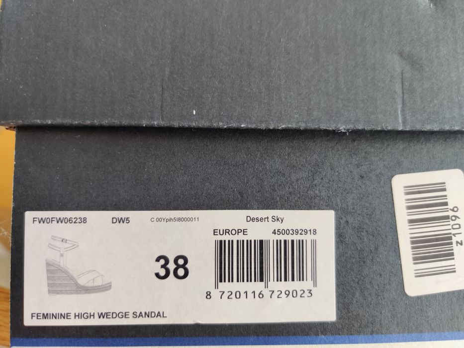 Tommy Hilfiger damskie sandały na koturnie, espadryle  r. 38