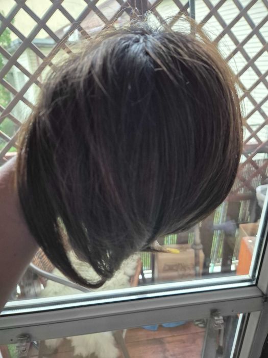 Sprzedam perukę Belle Tress Bob