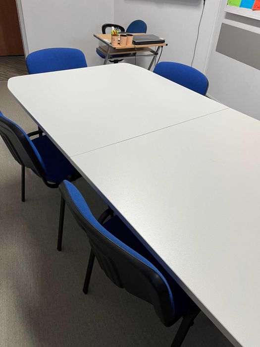 stół konferencyjny sprzedam