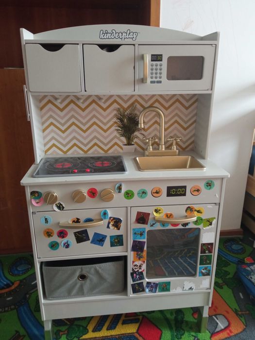 Kuchnia drewniana zabawkowa