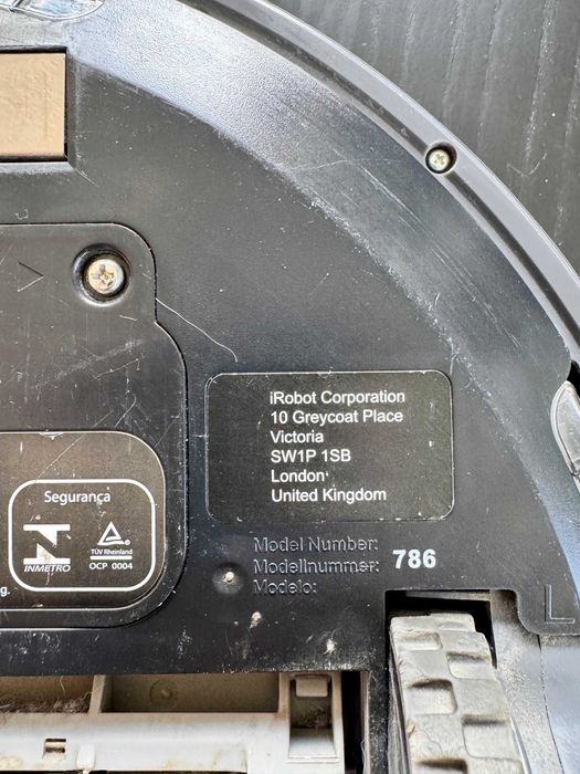 iRobot Roomba 786P używana, nowa bateria, stan bdb wirt sciana latarni
