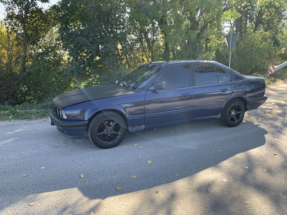 Продам BMW e34 м50б20