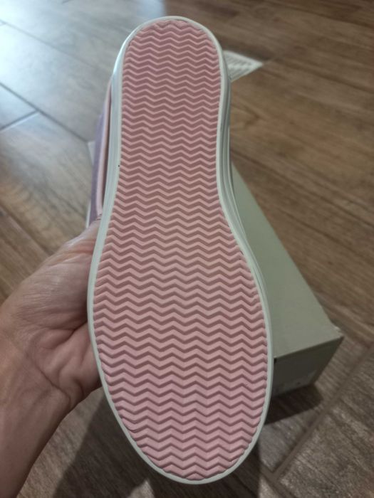 Baleriny trampki Lacoste 35,5 nowe