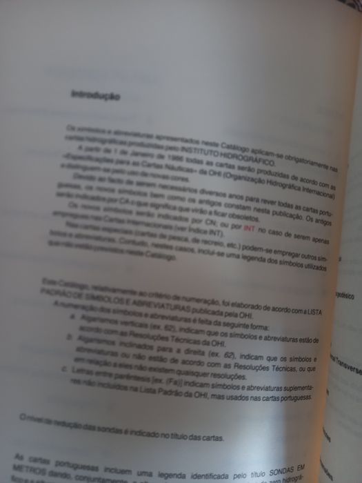 Símbolos e Abreviaturas Usados nas Cartas Náuticas Portuguesas