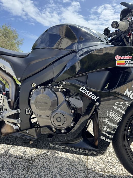 Honda CBR 600RR Impecável