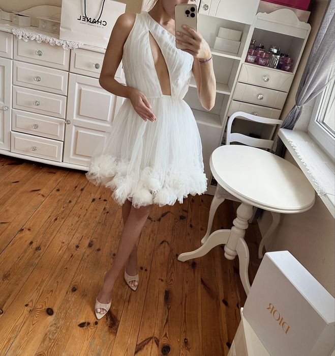 Tiulowa sukienka mini lace beads Asos zdobienia 3d tiul róże 3d rozkloszowana pinterest