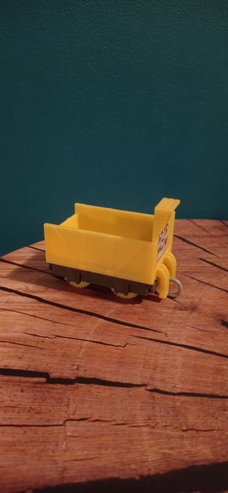 Mattel Thomas & Friends Tomek i Przyjaciele Troublesome Truck - żółty wagon towarowy 2017 r.