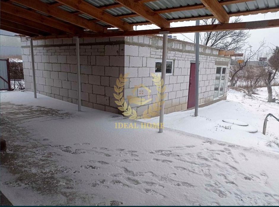 Продам половину будиноку с. Любимівка