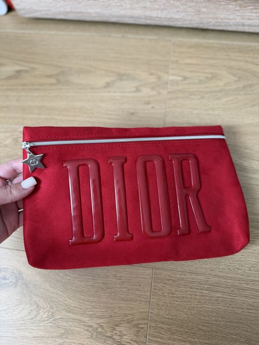 Косметичка  від christian dior