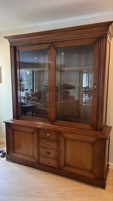 Cristaleira Roche Bobois