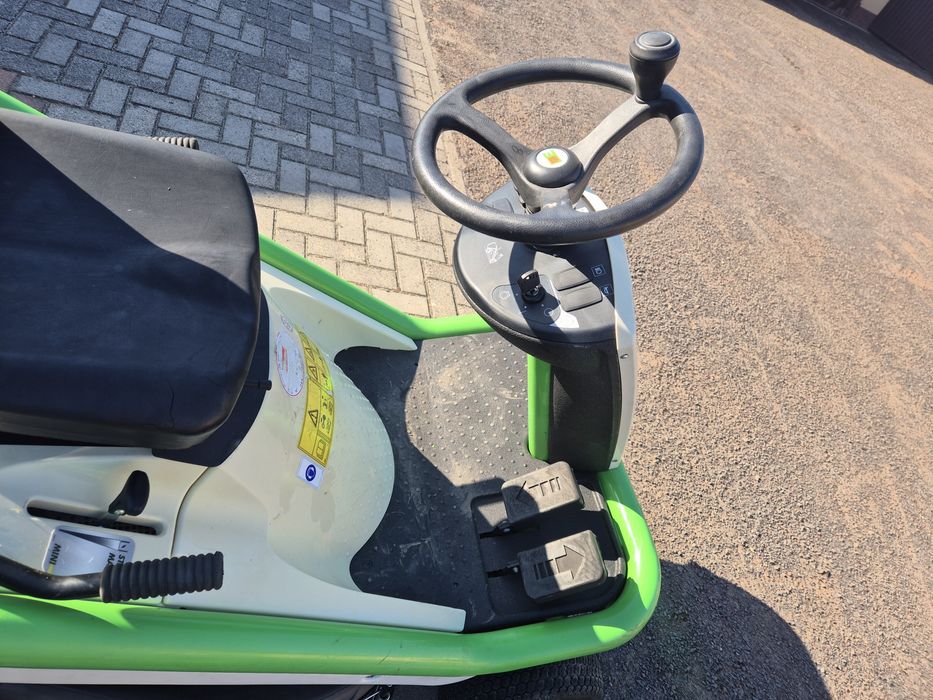 Traktorek kosiarka etesia bawią 80 Hydro ba