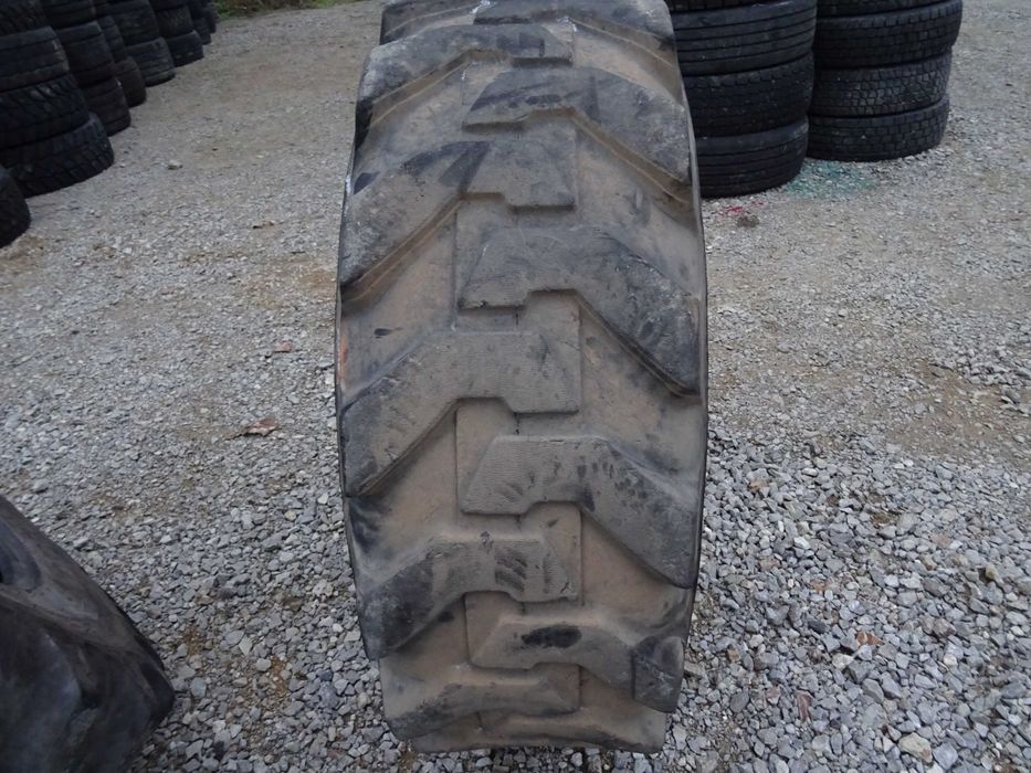 Opona 14.9-24 SOLIDEAL Backhoe IND (890 netto)