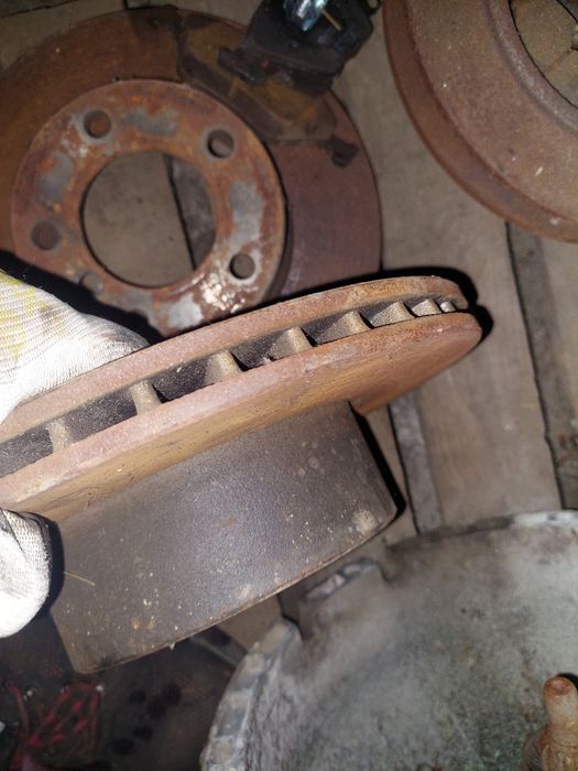 tarcze hamulcowe przod przednie bmw e39 jak nowe