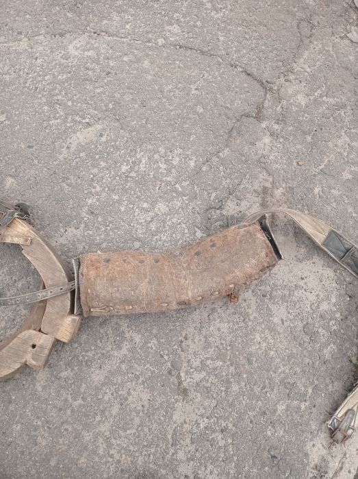 Продам хомути на коня з усім гамузом знаходиться в Полтавській області