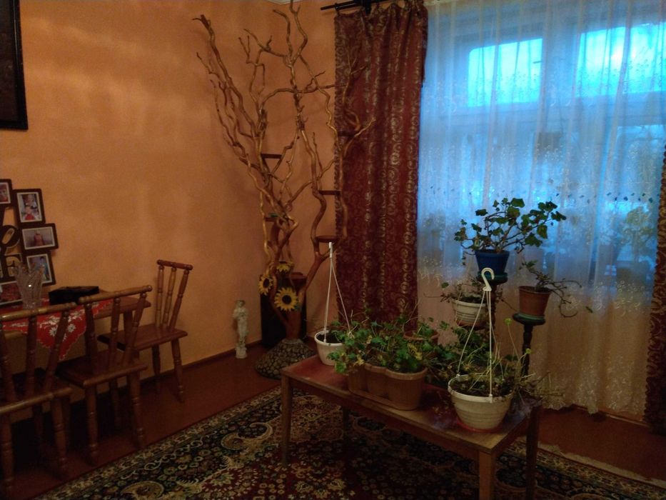 Продаж будинку в с. Ратовці .