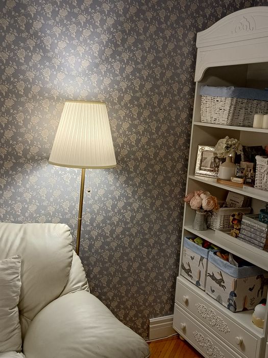 Поклейка шпалер, якісно та швидко, шпалери під ключ, швидко ремонт