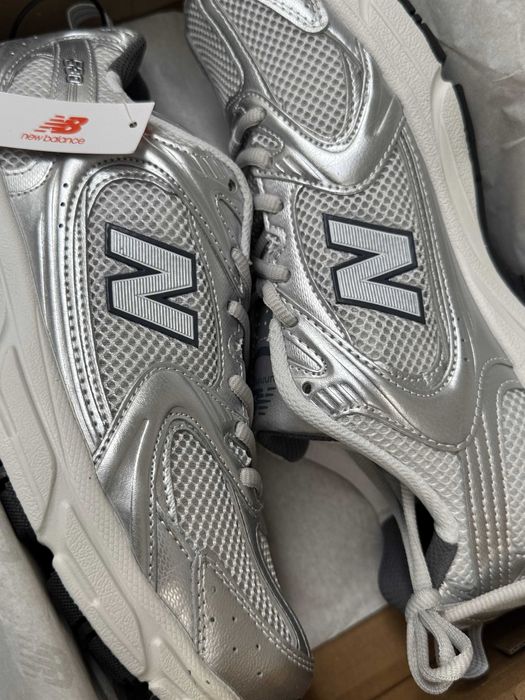 Sapatilhas New Balance 530 – Vários Números Disponíveis!