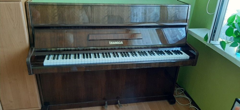 Pianino Legnica .