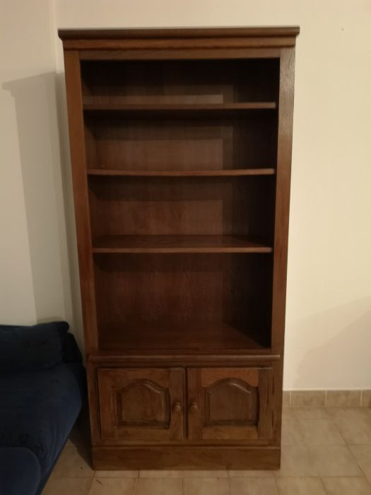 Vendo pelo melhor preço Móvel em muito bom estado