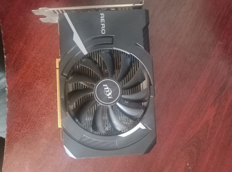 Відеокарта Msi Radeon rx560 aero 4g