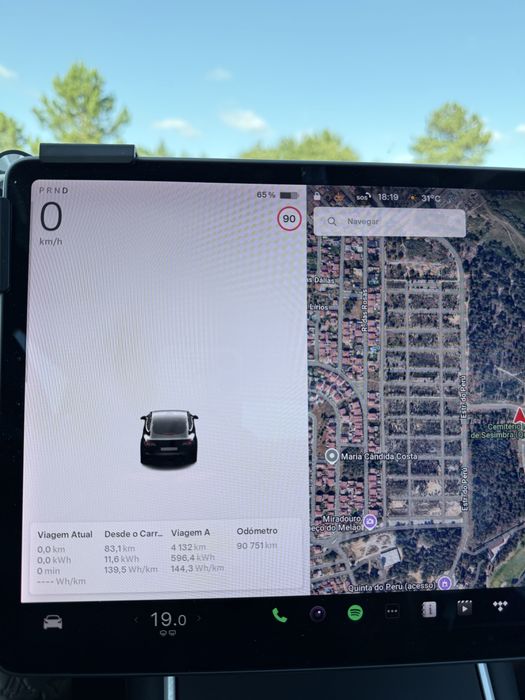 Tesla model 3 standard range plus